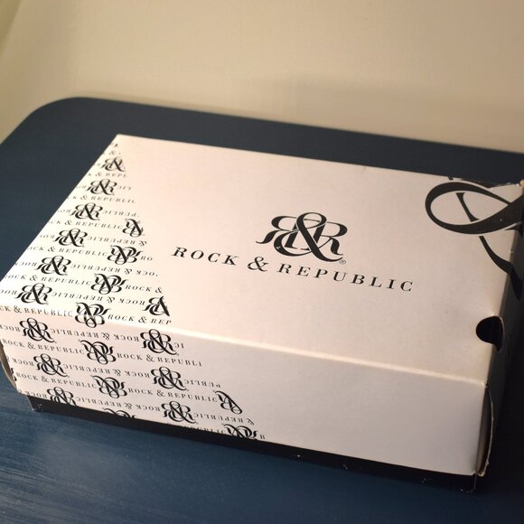 Rock and Republic Blue Heels - Picture 8 of 8